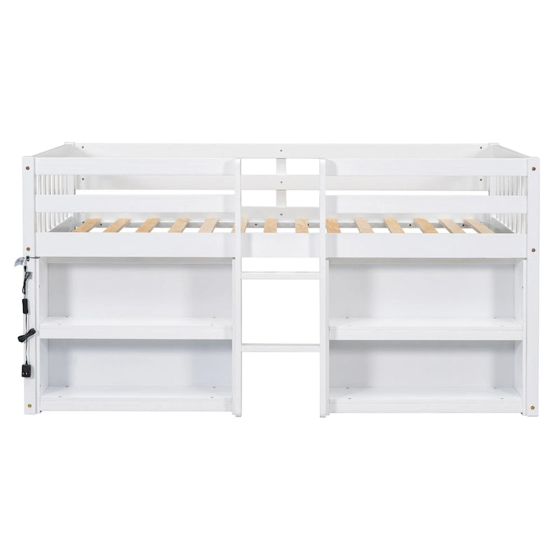 Lit surélevé bas en bois double avec étagères à deux niveaux, bande lumineuse LED et espace de jeu sous le lit