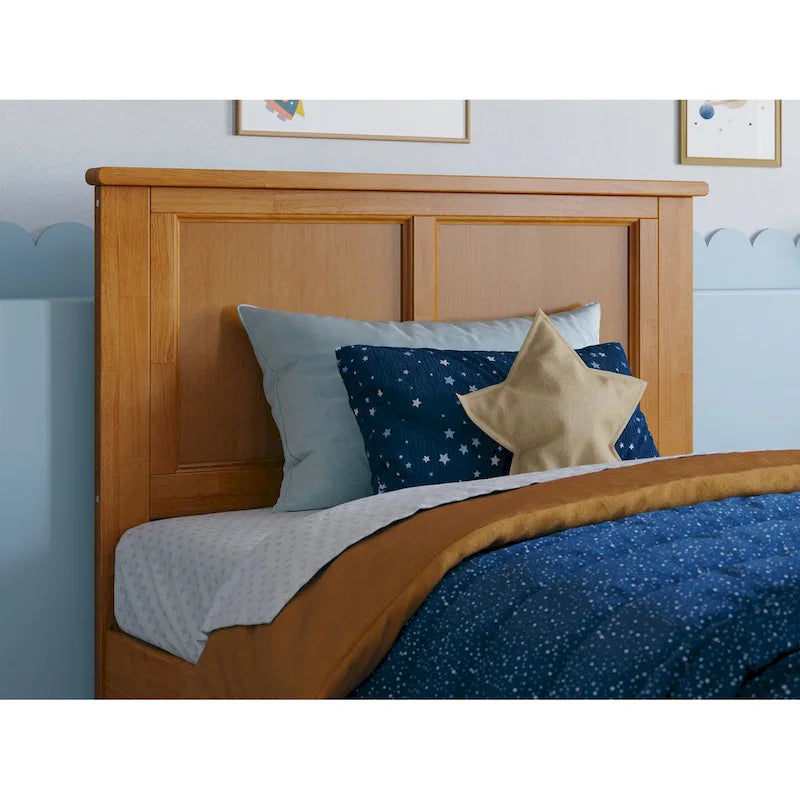 Lit plateforme Madison avec pied de lit assorti et lit gigogne double