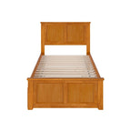 Lit plateforme Madison avec pied de lit assorti et lit gigogne double